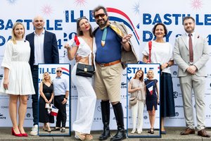 Į sostinės širdyje įsikūrusį viešbutį rinkosi kviestiniai svečiai: minėjo ypatingą progą