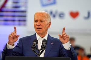 Po pasikėsinimo į D. Trumpą – J. Bidenas kreipėsi į tautą ir pasiuntė žinutę