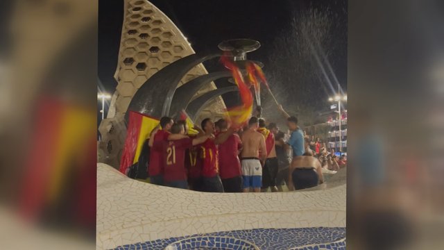 Lavina emocijų užpildė Ispanijos gatves: gyventojai griausmingai švenčia pergalę finale 