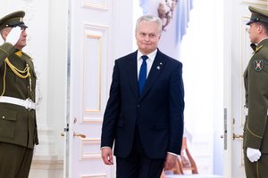 Ex-Prime Ministers critical of Nausėda's ambition to change ministers: decision would be illogical