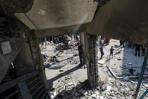 Izraelis kol kas nežino, ar per jo pajėgų oro smūgį žuvo „Hamas“ karinis vadas M. Deifas