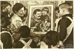 Tyla ir baudžiamasis persekiojimas: homoseksualių žmonių padėtis sovietų Lietuvoje