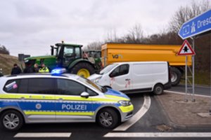 Vokietijoje apvirto sunkvežimis, vežęs 26 tūkst. litrų alaus