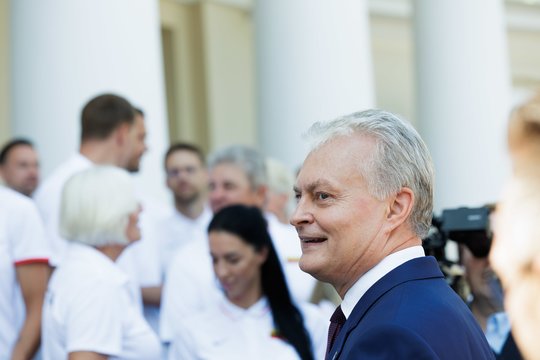 G. Nausėda išlydėjo sportininkus į Paryžiaus olimpines žaidynes<br>V. Skaraičio nuotr.