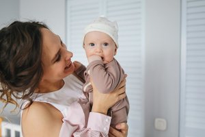 Pogimdyminė depresija: nuo šiol medikai padės atpažinti ir nukreips pagalbos