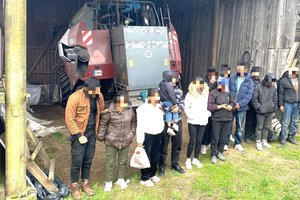 Migrantus į Vakarus gabeno ukrainietis, kurio leidimas laikinai gyventi Ispanijoje jau nebegaliojo