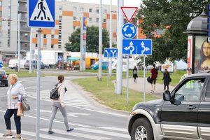 Vairuotoja įrodė savo tiesą: teismas panaikino paskirtą baudą dėl nepraleisto pėsčiojo