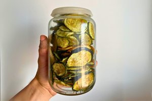 Keramikas pasidalijo cukinijų traškučių receptu ir sulaukė tūkstančių patiktukų