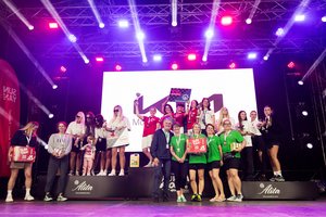 Rekordinis „108 km Moterų iššūkis“ padovanojo šventę 423 lenktynininkėms