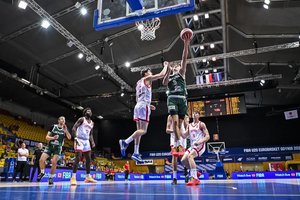 Lietuvos 20-mečiai krepšininkai Europos čempionate susitvarkė su ispanais
