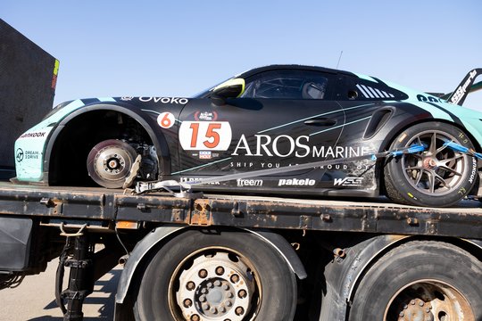 „Aurum 1006“ lenktynėse netrūko nelaimių – „Porsche“ ant viaduko pametė ratą<br>T. Bauro nuotr.