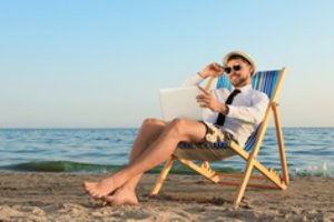 Dirbkite arčiau gamtos: pataria, kaip susikurti patogią darbo vietą vasarai