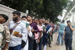 Bangladešo studentų organizacija 48 valandoms stabdo protestus