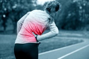 Kodėl sportuojant suskausta šoną? Vieningo atsakymo nėra, tačiau štai kas labiausiai tikėtina