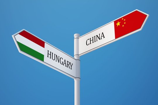 Sunkioje finansinėje padėtyje atsidūrusi Vengrija sudarė sandorį: iš Kinijos pasiskolino milijardą eurų