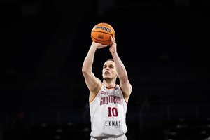 Dubajaus klubas pasirašė sutartį su taikliarankiu iš Slovėnijos