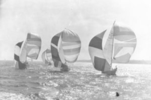 70-metį švenčia legendinė „Kuršių marių regata“: atidengs istorinį knechtą