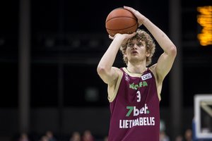 „Žalgirio“ sistemoje augęs talentas apsisprendė, kur tęs savo karjerą