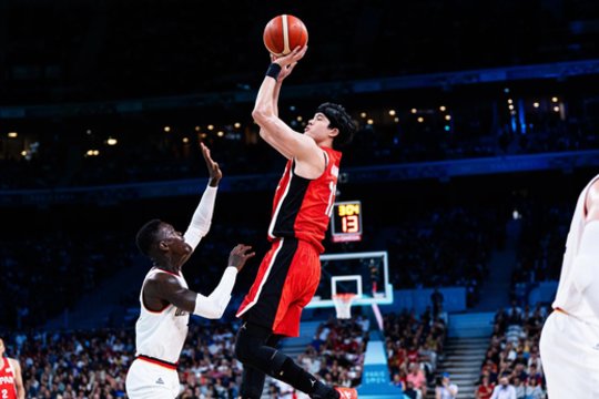 Yuta Watanabe<br>FIBA nuotr.