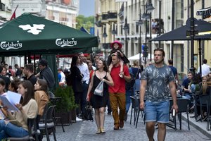 Lietuvos ekonomikai piešia optimistišką scenarijų – vilčių augimui teikia viena aplinkybė