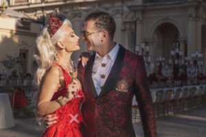 Milijoninėmis vestuvėmis išgarsėjusios Sandros Skorupskaitės namuose – šventė: skyrė jautrius žodžius savo vyrui