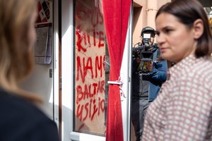 Po išpuolio prieš baltarusių parduotuvę Vilniuje – S. Cichanouskajos žinia: „Kreipiuosi į visus lietuvius“