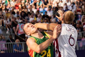 Skaudi olimpinių čempionų latvių pamoka Lietuvos 3x3 rinktinei: apdaužė ir privertė nemaloniai pralaimėti