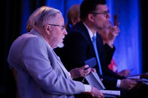 V. Landsbergis apie galimą Vyriausybės atnaujinimą: svarbu nesimušti ir nedemonstruoti, kad pas mus nėra vienybės