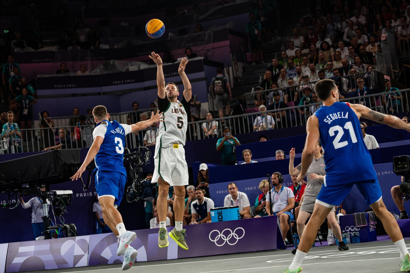 Lietuvos 3x3 rinktinė pralaimėjo Prancūzijai.<br> V.Dranginio/LTOK nuotr.