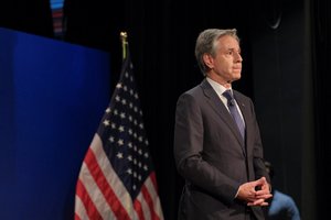 A. Blinkenas ragina „visas šalis“ Artimuosiuose Rytuose „stabdyti eskalacinius veiksmus“