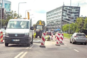 Gatvės yra skirtos ne vilniečiams, o remontininkams: „Vakarų šalyse niekas neleistų ilgam uždrausti eismo“