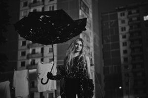 Jessica Shy pristato kūrinio „1000 Vėtrų“ vaizdo klipą: jame – paauglystės prisiminimai