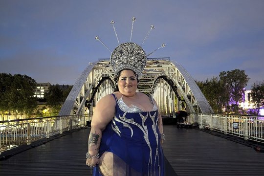 Pasipiktinimai dėl olimpinių žaidynių atidarymo ceremonijos netyla: B. Butch pateikė teisinį skundą dėl patyčių