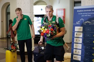 Vilniuje nusileidęs D. Rapšys jau mato save Los Andžele: „Reikia pasimėgauti savo plaukimu“