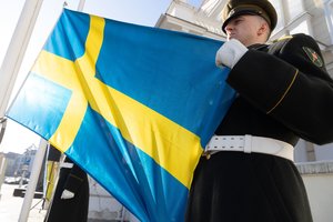 Baimindamasi padėties paaštrėjimo, Švedija uždaro ambasadą Libane