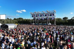 Kėdainių Ledų šventės iniciatorius V. Uspaskichas: tai taikos ir šeimos renginys