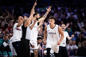 Pietų Sudano krepšininkus įveikę serbai įteikė olimpinę dovaną sau ir graikams