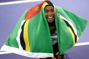 Karibų regiono pasaka tęsiasi: trišuolininkė T. Lafond Dominikai padovanojo pirmąjį šalies olimpinį medalį