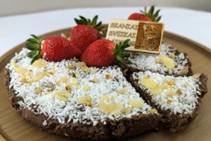 Netradicinis nekepto obuolių ir šokolado pyrago receptas: teks jungti ne orkaitę, o kaisti puodą