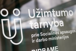 Baldų gamyklai nepratęsus sutarties su kavine, darbo neteks pusė šios darbuotojų