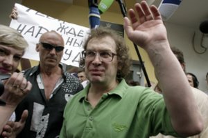 Aferistu iš Rusijos patikėjo 15 mln. gyventojų – jo pasekėjai į pinkles įviliojo ir lietuvius