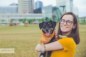 Kartu su šuniuku iš prieglaudos į namus atkeliavo chaosas, kurio nekeistų į nieką: turi rimto kalibro raketą