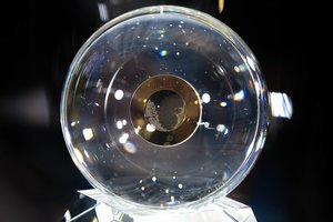 Kinai skelbia Mėnulyje padarę reikšmingą atradimą