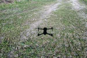 Ukrainoje sėkmingai baigėsi pakartotinis lietuviškų kovinių dronų testavimas