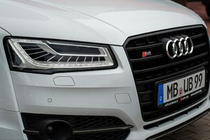 „Audi“ nenori pakenkti savo vardui: ant kiniškų automobilių nebus naudojamas jų ženkliukas