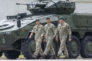 Tarnybą Lietuvoje pradeda naujos rotacijos NATO Priešakinių pajėgų bataliono kovinė grupė