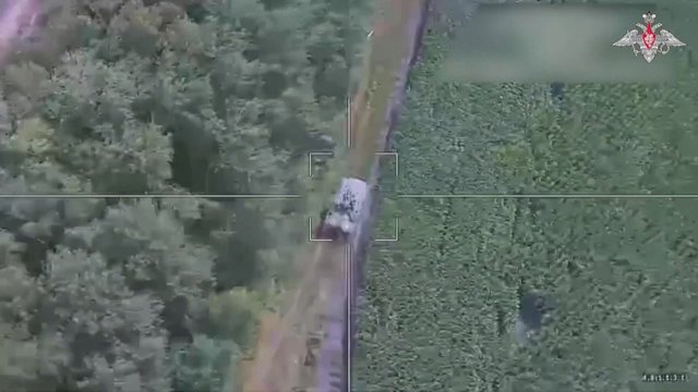 Rusija Ukrainai tiekiamus „Bradley“ laiko lengvu taikiniu: paviešino, kaip esą juos sunaikina