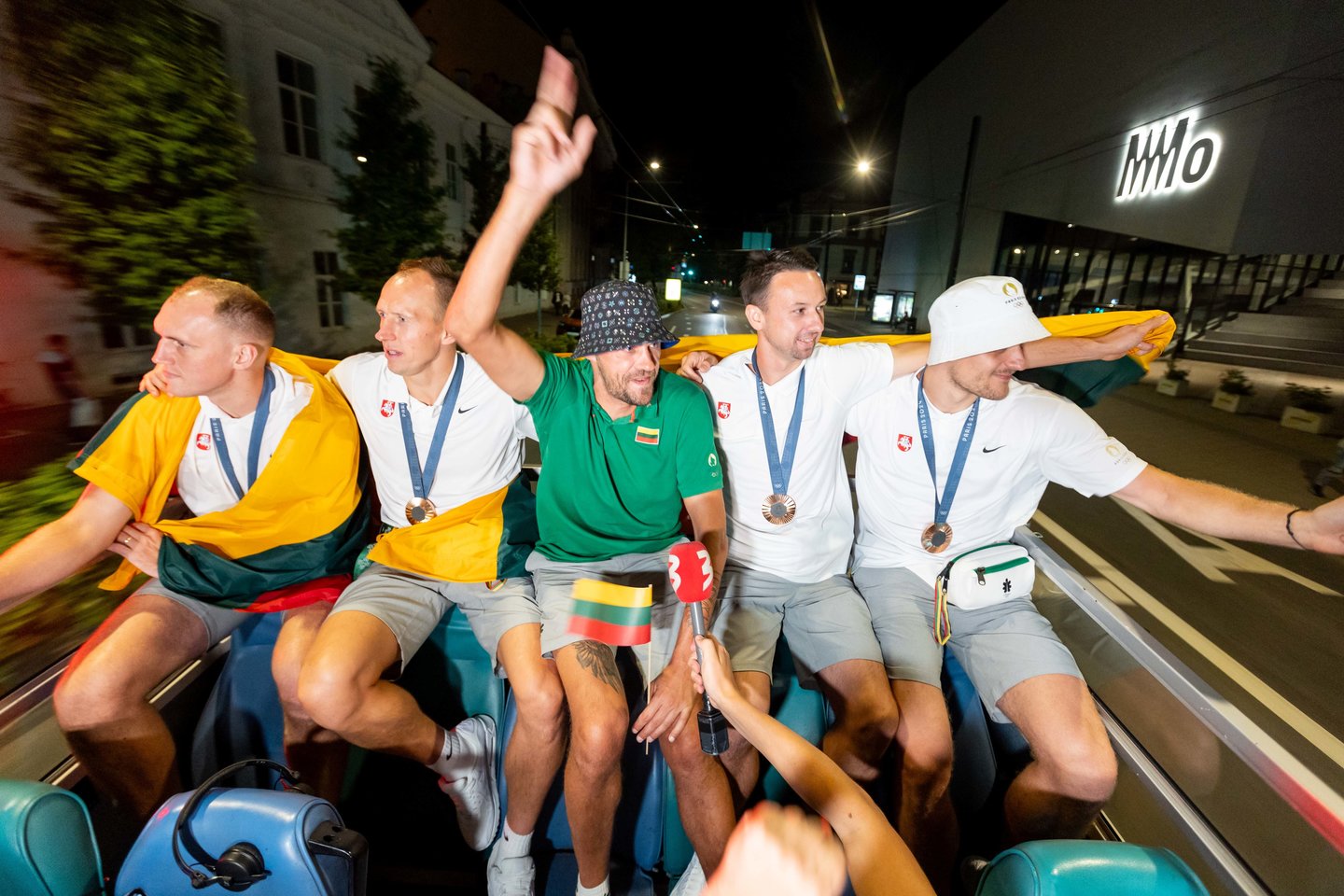 Lietuvos trijulių rinktinė iškilmingai sutikta Vilniuje <br>T. Bauro nuotr.