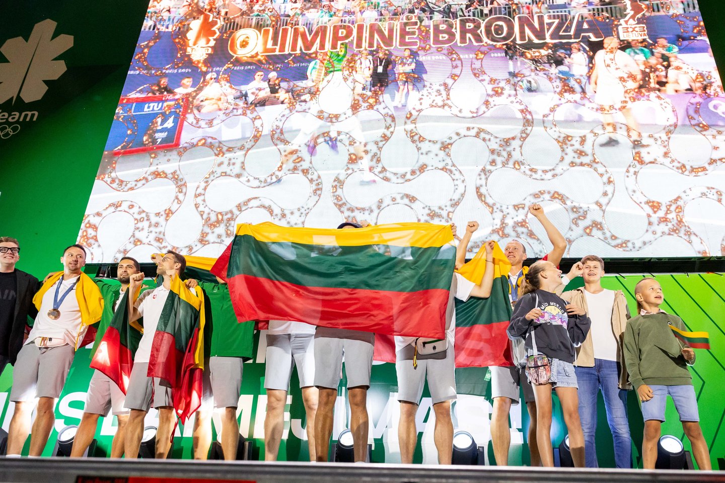 Lietuvos trijulių rinktinė iškilmingai sutikta Vilniuje <br>T. Bauro nuotr.