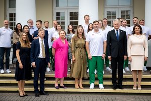 Lietuvos paralimpinė rinktinė Prezidentūroje išlydėta į Paryžiaus žaidynes